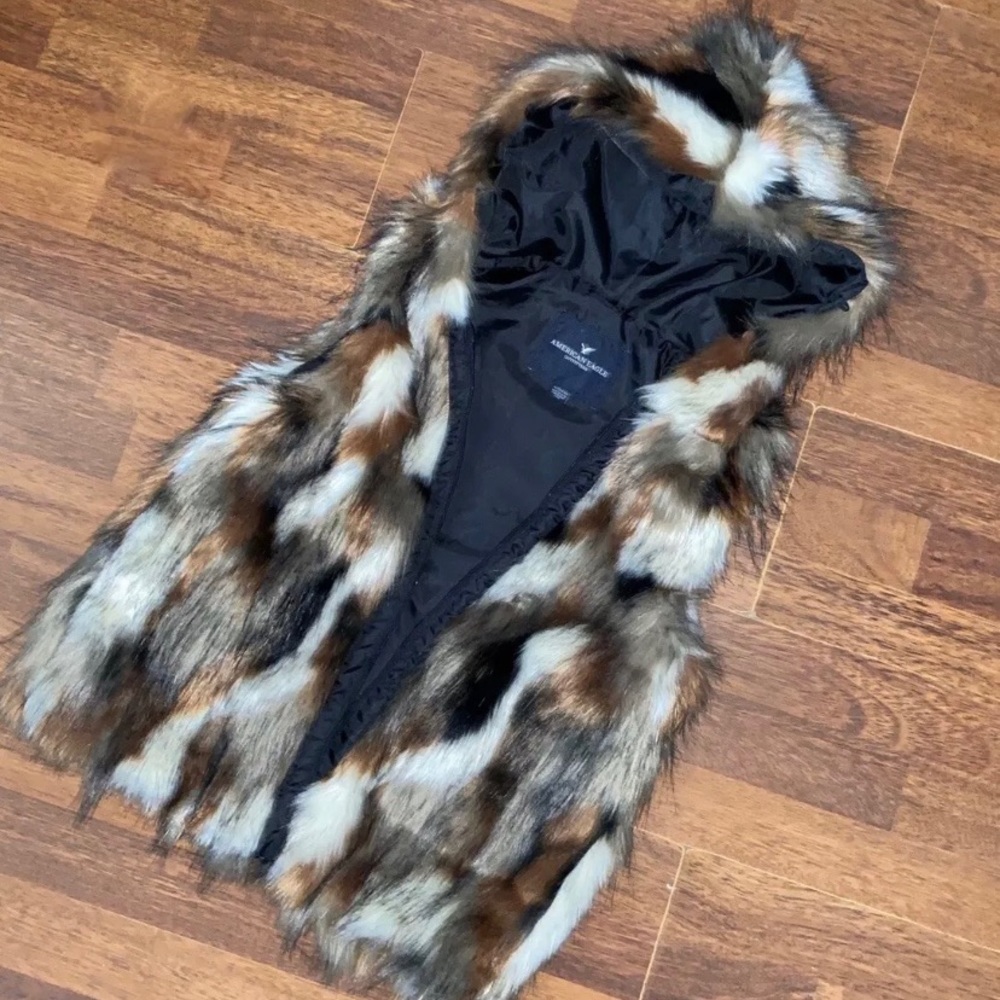 Women’s Faux Fur Vest